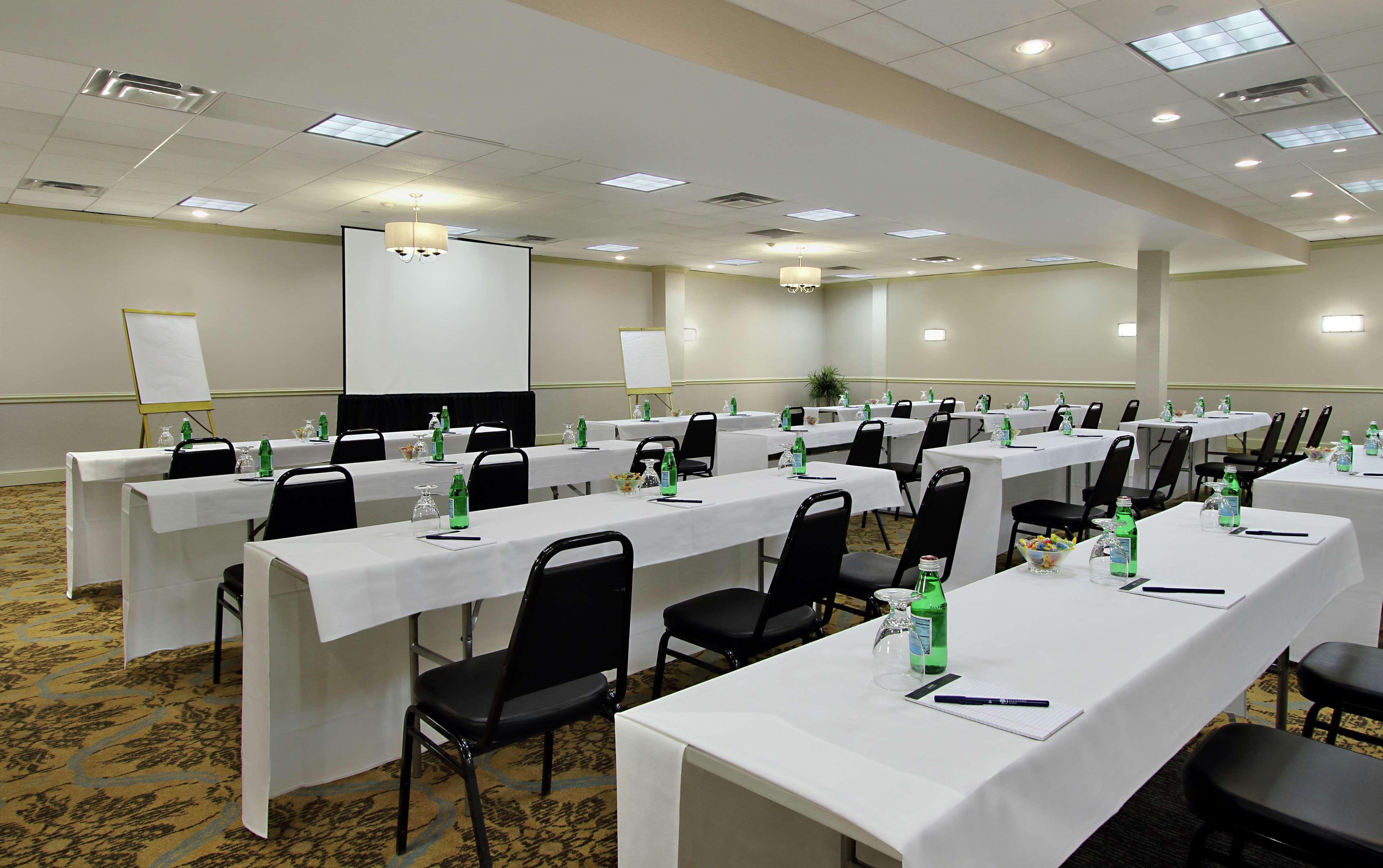 Doubletree By Hilton Mahwah Otel Dış mekan fotoğraf