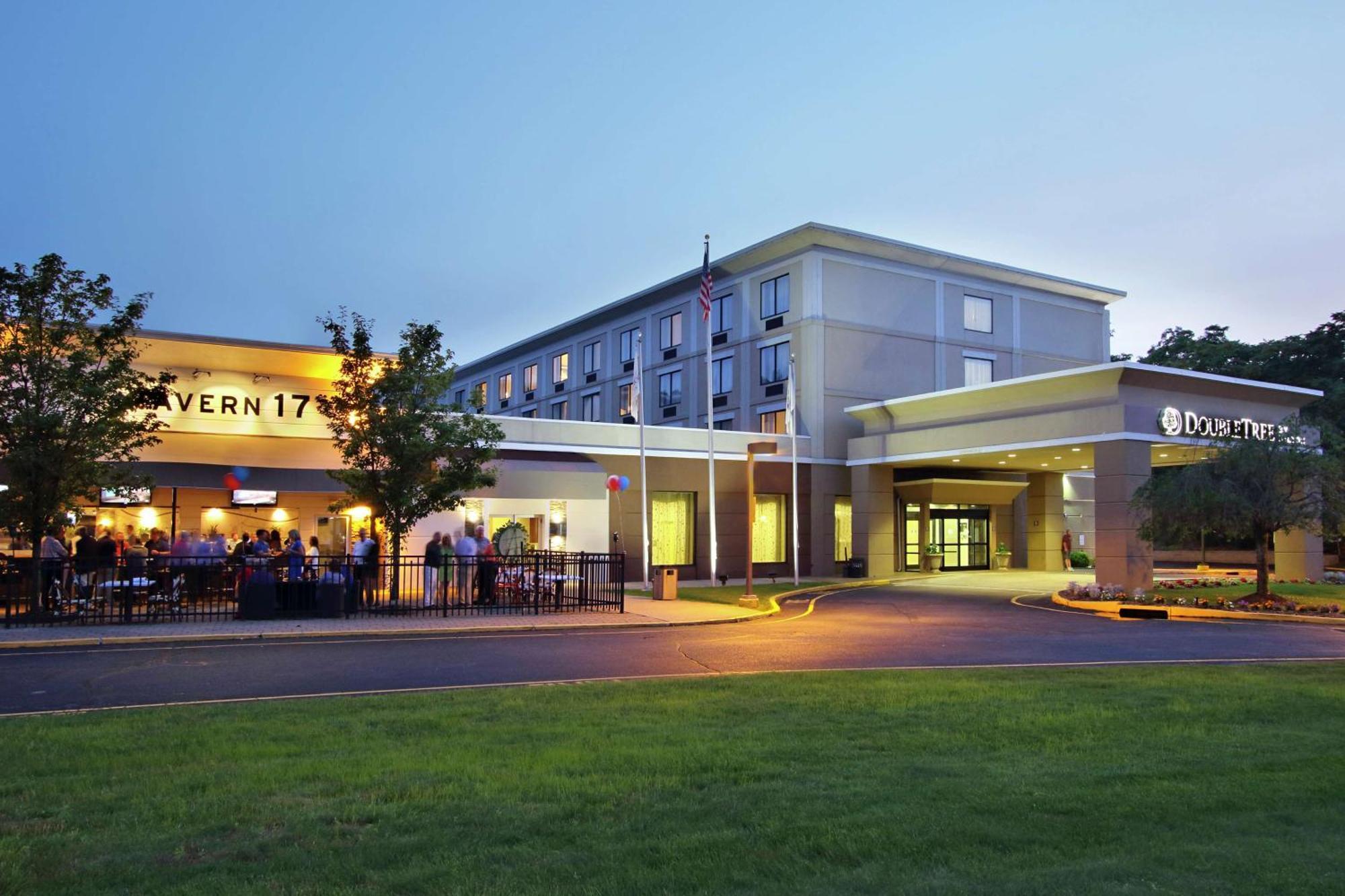 Doubletree By Hilton Mahwah Otel Dış mekan fotoğraf