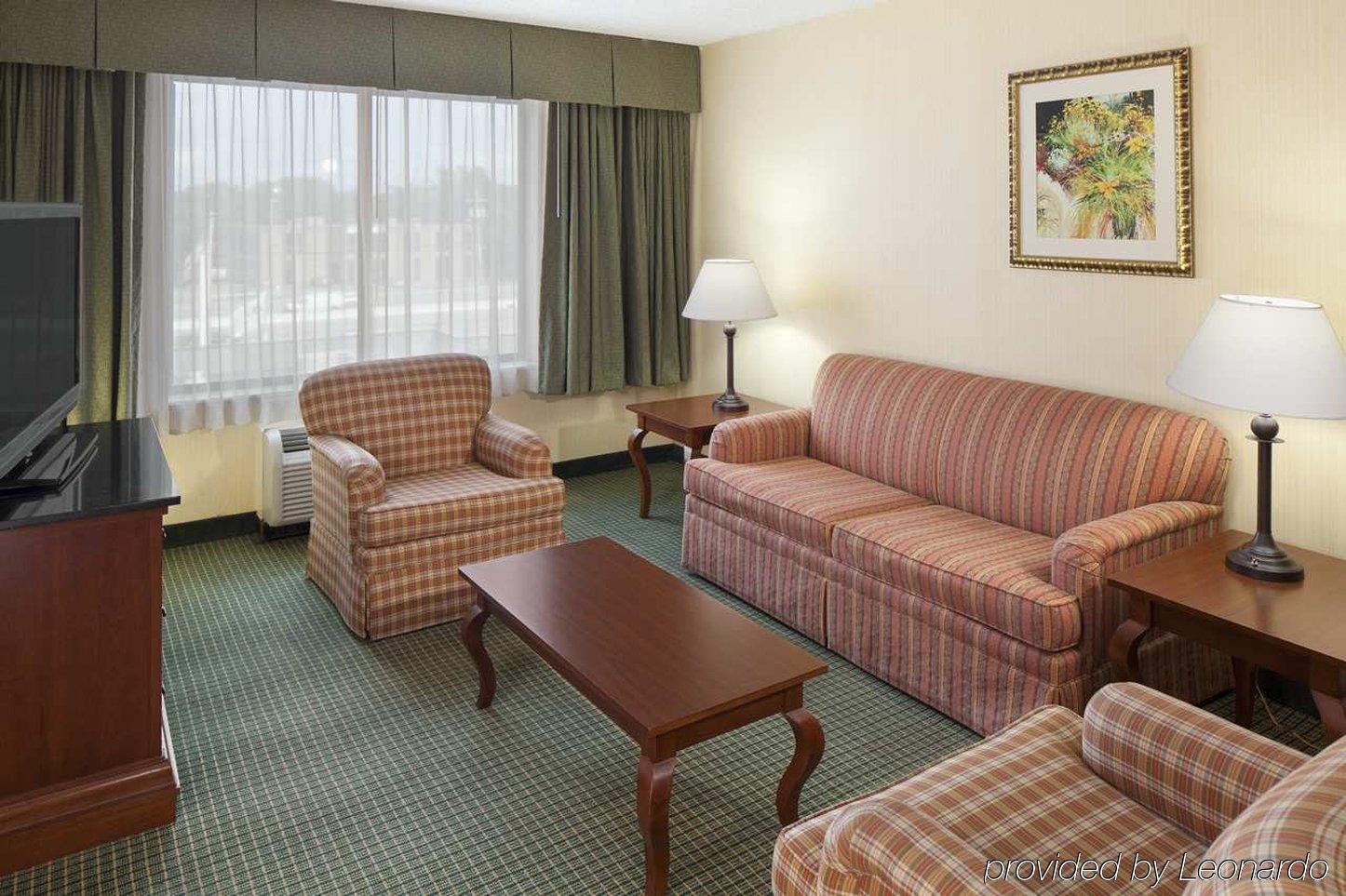 Doubletree By Hilton Mahwah Otel Oda fotoğraf