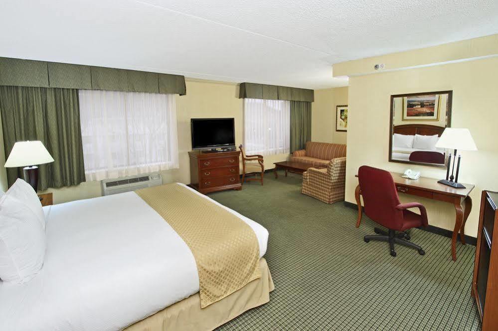 Doubletree By Hilton Mahwah Otel Dış mekan fotoğraf