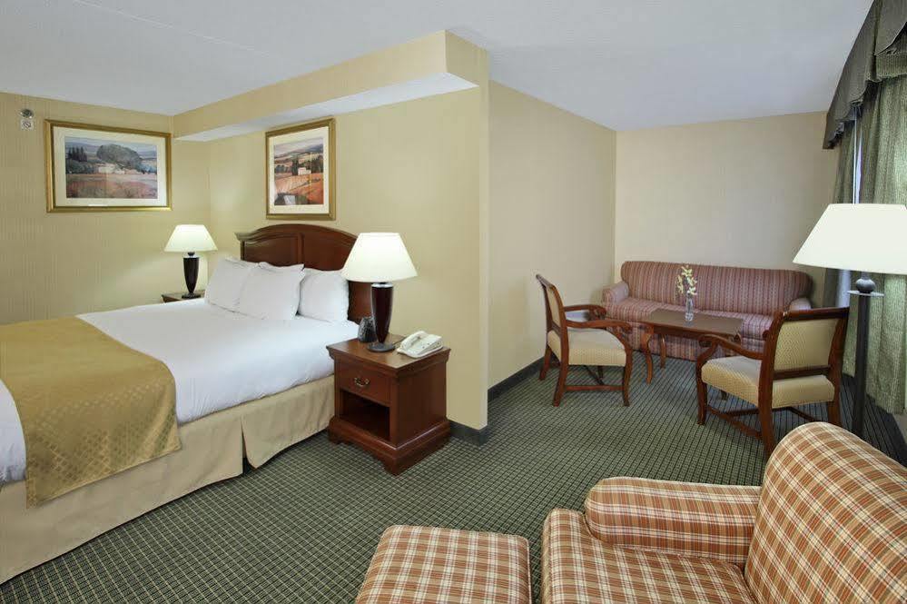 Doubletree By Hilton Mahwah Otel Dış mekan fotoğraf
